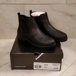 NIB Torrid Chelsea Lug Bootie - 8.5 wide